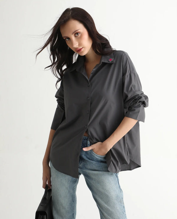 Rareism Women Hertene Grey 60'S Poplin Fabric Cuffed Sleeve Collared Neck Button Closure Boxy Fit Plain Shirt