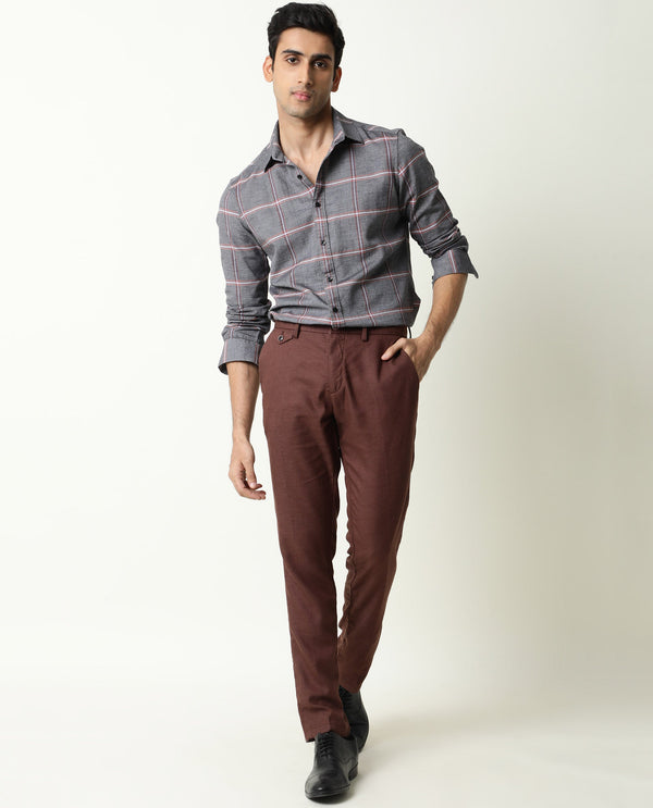 Rare Rabbit Men'S Cameo Maroon Solid Mid-Rise Regular Fit Trouser