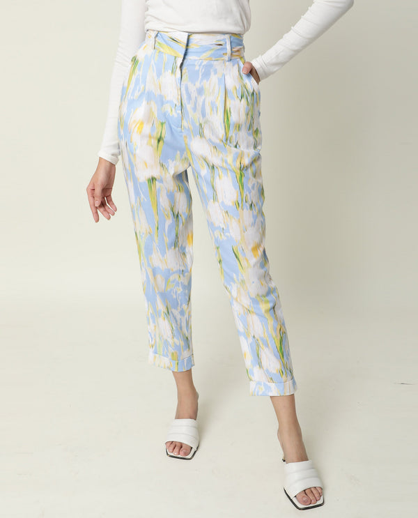 Rareism Women Cult Green Cotton Fabric Slim Fit Mid Rise Abstract Print Ankle Length Trousers