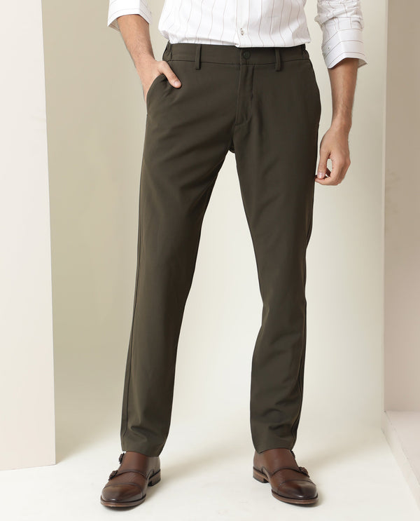 Rare Rabbit Men's Traverse Olive Solid Mid-Rise Regular Fit Stretch Trouser