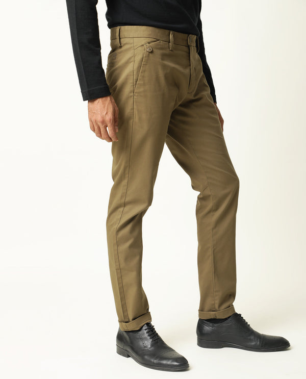 Rare Rabbit Men's Jacob Olive Cotton Polyester Fabric Mid-Rise Regular Fit Twill Trouser