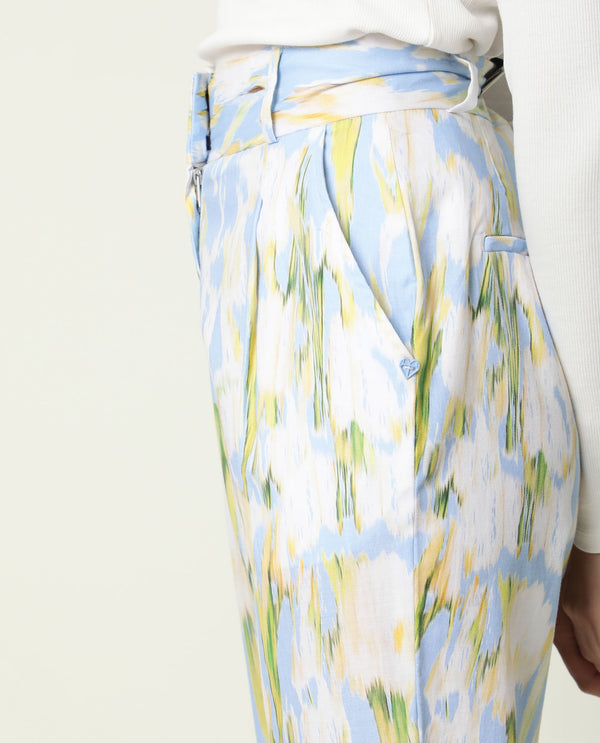 Rareism Women Cult Green Cotton Fabric Slim Fit Mid Rise Abstract Print Ankle Length Trousers