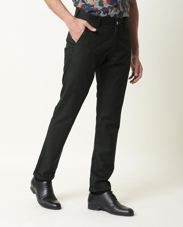 Rare Rabbit Men'S Mazzio Green Solid Mid-Rise Regular Fit Stretch Trouser
