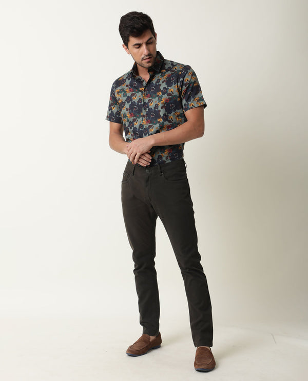 Rare Rabbit Men's Spoke-22 Olive Solid Mid-Rise Regular Fit Trouser