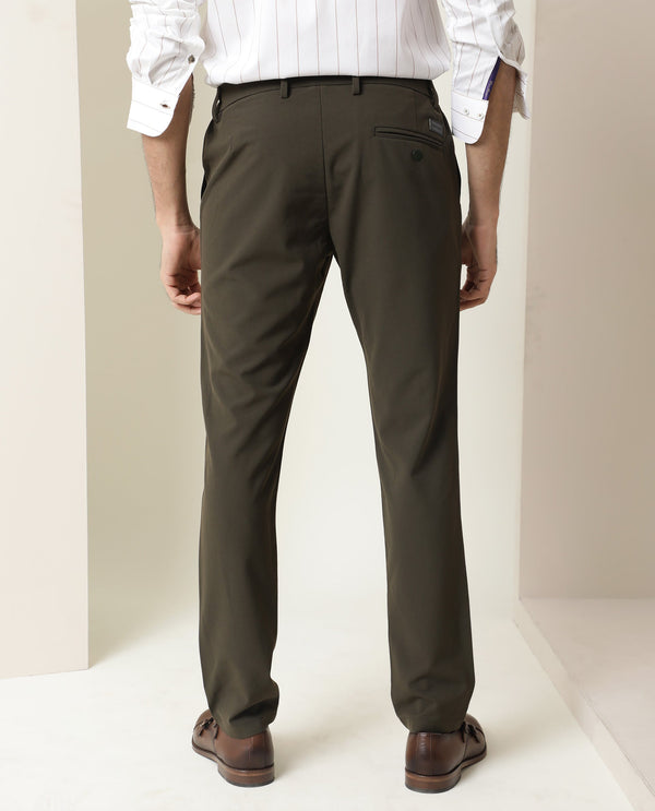 Rare Rabbit Men's Traverse Olive Solid Mid-Rise Regular Fit Stretch Trouser