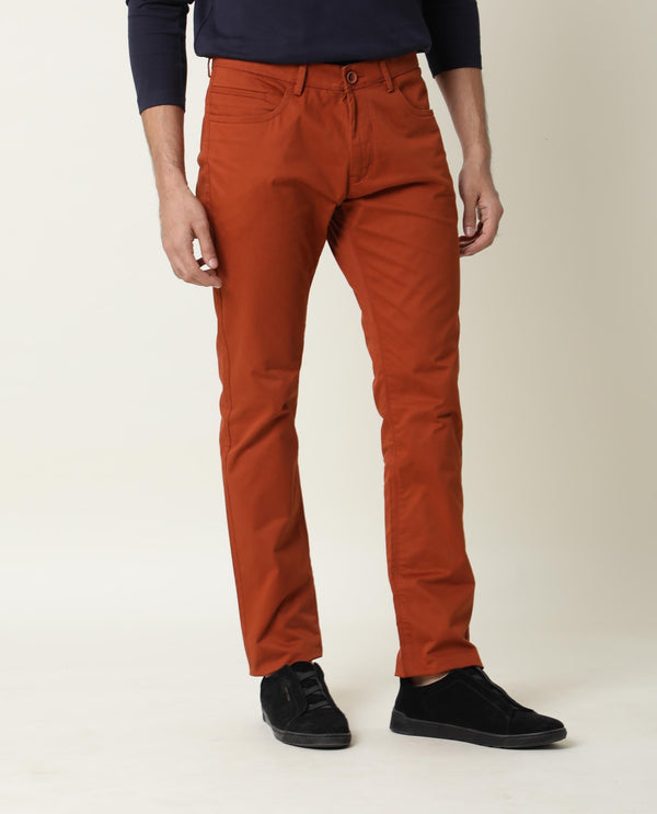 Rare Rabbit Men's Mark Dark Maroon Solid Mid-Rise Regular Fit Stretch Trouser