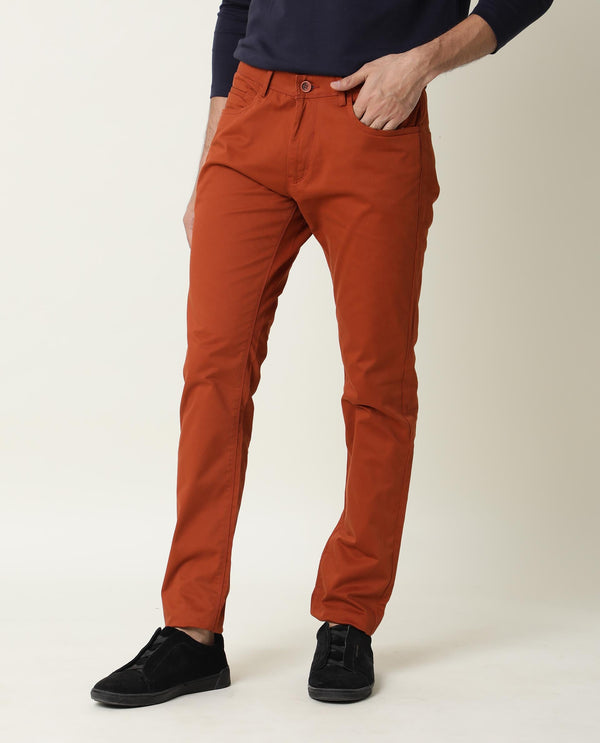 Rare Rabbit Men's Mark Dark Maroon Solid Mid-Rise Regular Fit Stretch Trouser