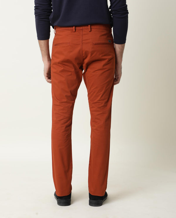Rare Rabbit Men's Mark Dark Maroon Solid Mid-Rise Regular Fit Stretch Trouser