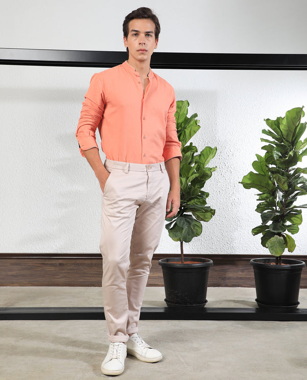 Rare Rabbit Men's Shines Pink Solid Mid-Rise Regular Fit Stretch Trousers
