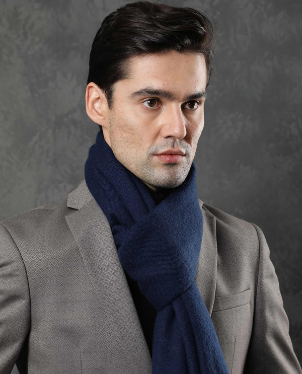 RARE RABBIT MEN'S STREAK NAVY SCARF SOLID
