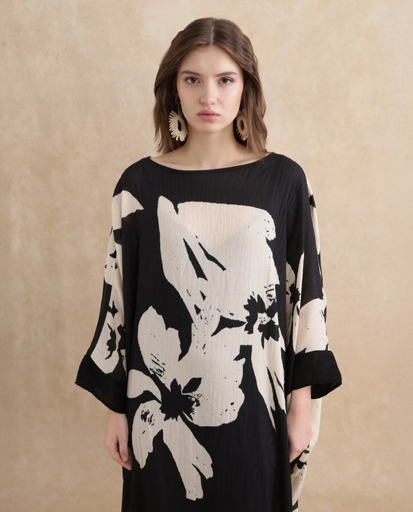 Rareism Women Janarea Black Polyester Fabric Kaftan Fit Boat Neck Kaftan Midi Abstract Print Dress