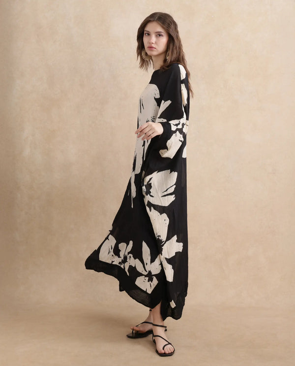 Rareism Women Janarea Black Polyester Fabric Kaftan Fit Boat Neck Kaftan Midi Abstract Print Dress
