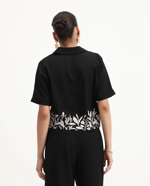 Rareism Women Janhemo Black 85%Viscose 15% Nylon Fabric Regular Sleeve Boxy Fit Cropped Floral Print Top