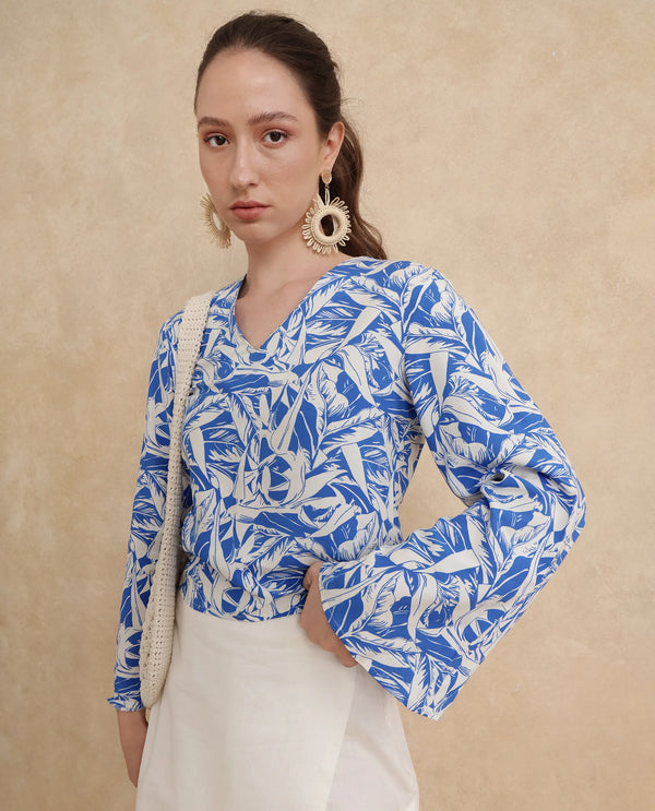 Rareism Women Jankem Light Blue 100% Viscose Fabric Bell Seeves Regular Fit Cropped Abstract Print Top