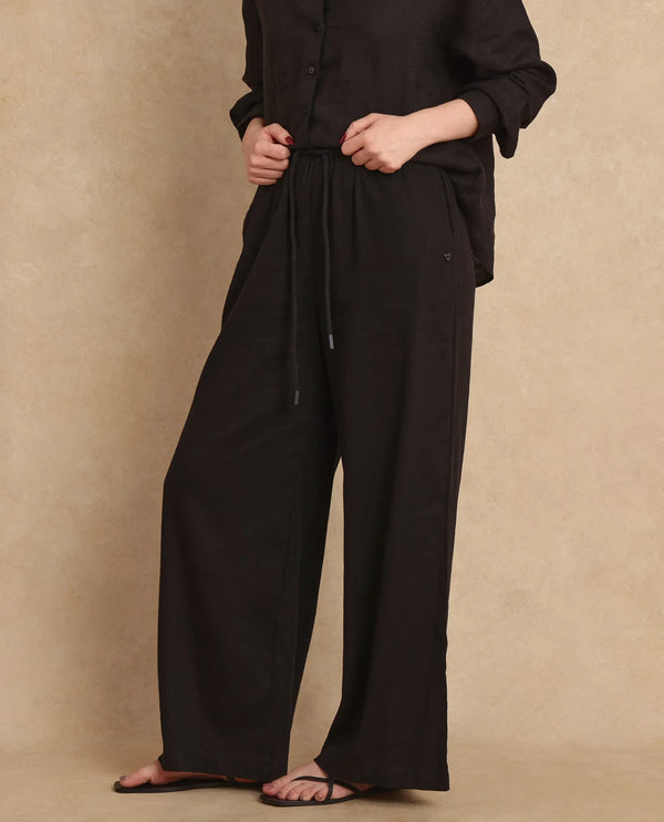 Rareism Women Janry Black Viscose Linen Fabric Straight Fit Ankle Length Plain Trouser