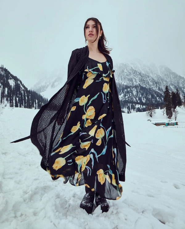 Rareism Women's Jantoto Black 100%Viscose Fabric Shoulder Straps Zipper Closure Sleeveless Floral Print Fit And Flare Midi Dress
