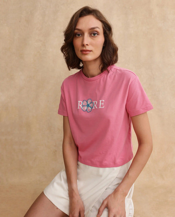 Rareism Women Jiver Light Pink Cotton Blend Fabric Short Sleeve Crew Neck Relaxed Fit Cropped Graphic Print T-Shirt