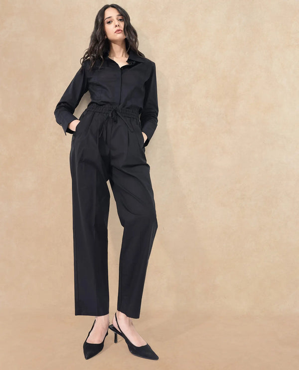 Rareism Women Juven Black Poly Lycra Fabric Regular Fit Mid Rise Solid Ankle Length Trousers