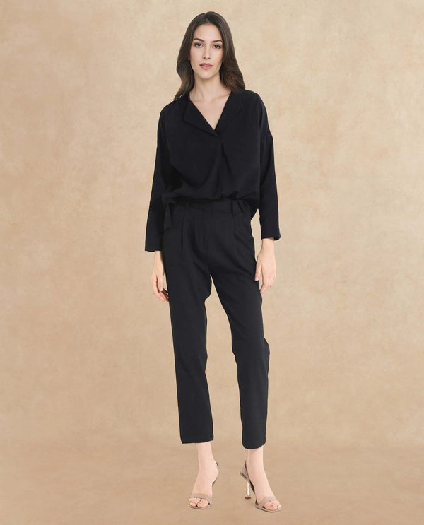 Rareism Women Kaish Black  Straight Fit Ankle Length Plain Trouser