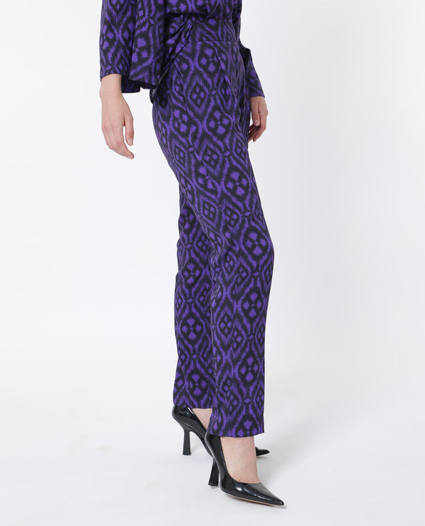 Rareism Women Kennedy Black Cotton Fabric Drawstring Closure Straight Fit Geometric Print Ankle Length Trousers
