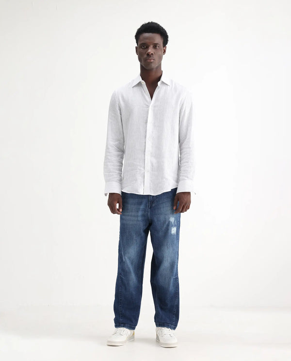 Rare Rabbit Men's Korb Blue Cotton Blend Fabric Shank And Zip Closure Skater Fit Plain Jeans
