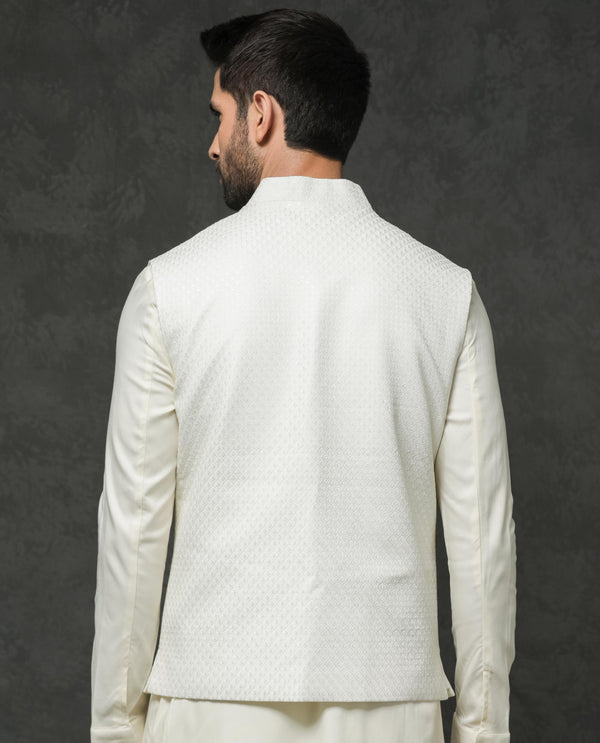 Rare Rabbit Men's Lasmos-Kpb Off White  Kurta-Suit