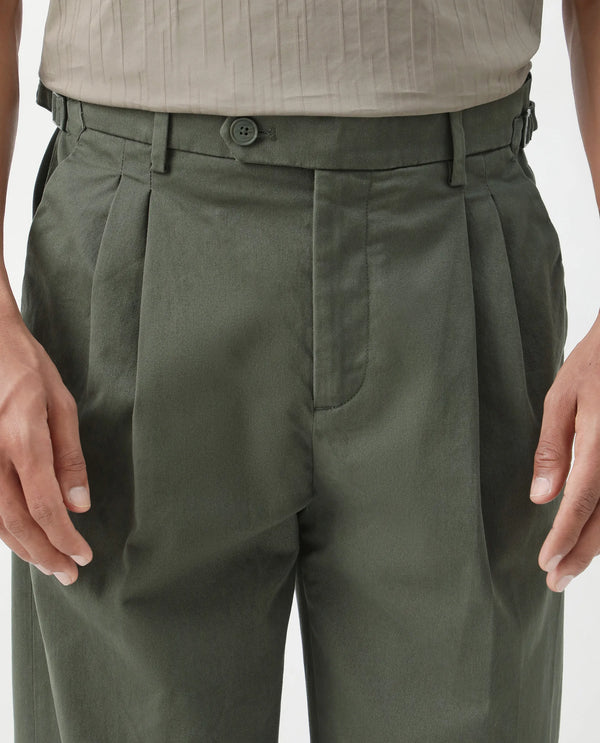 Rare Rabbit Men's Leni Olive Cotton Blend Fabric Baggy Fit Plain Trouser