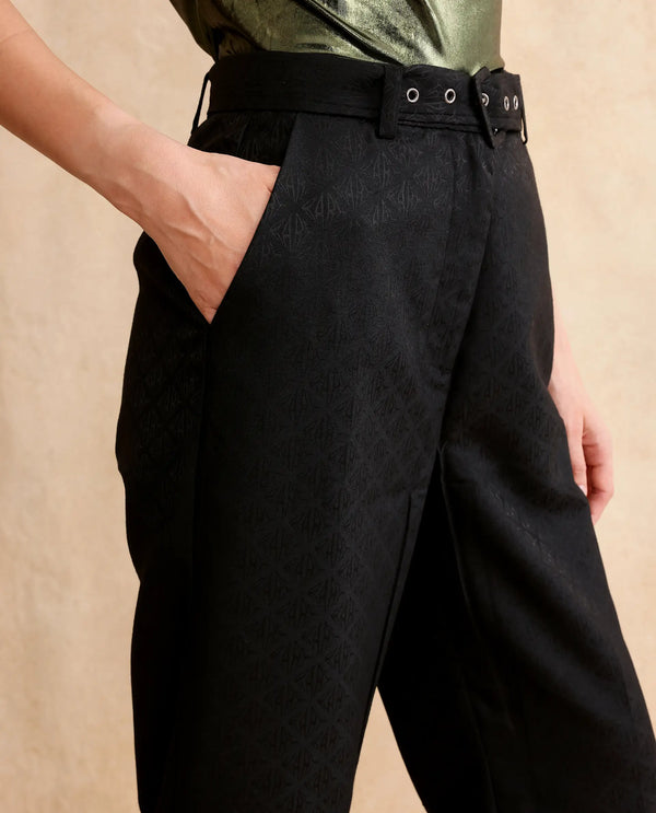 Rareism Women Levels Black Hook Closure Tapered Fit Ankle Length Plain Trouser