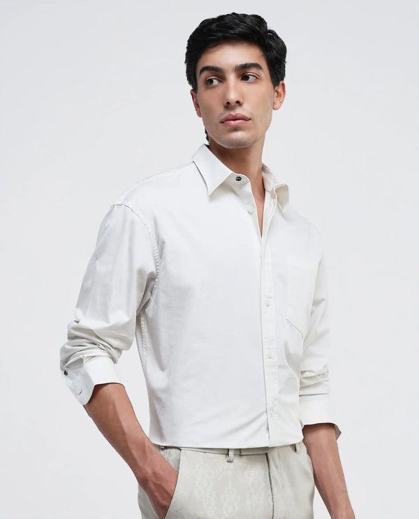 Rare Rabbit Men Lewi Off White Cotton Lycra Fabric Full Sleeve Regular Collar Boxy Fit Plain Shirt