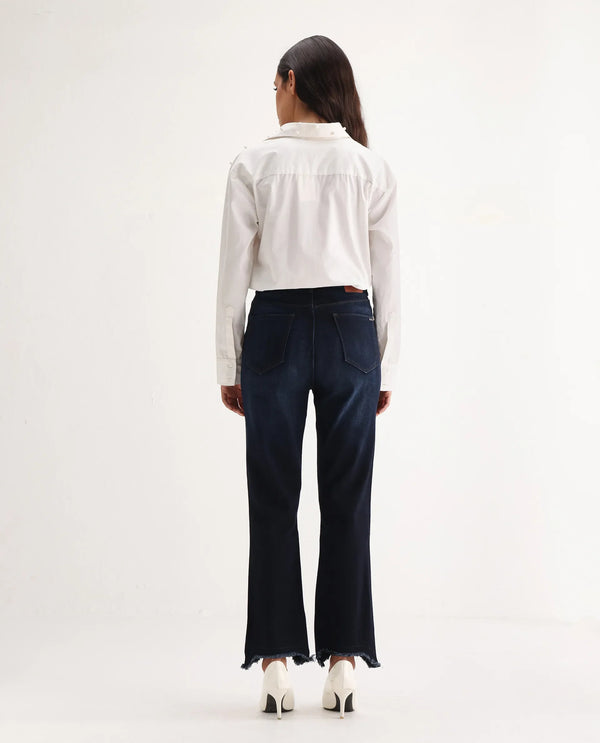 Rareism Women Longwing Navy Cotton Viscose Fabric Mid Rise Solid Tailored Fit Ankle Length Jeans