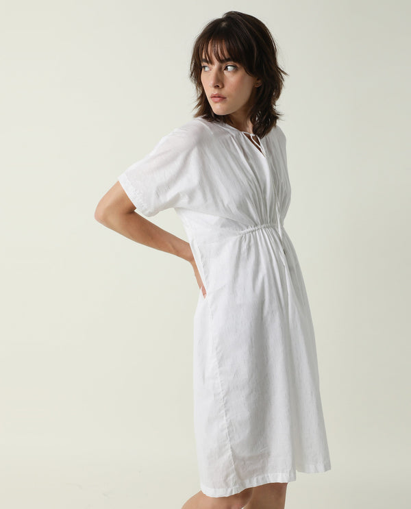 Rareism Women Shawn White V Neck Tie Up Half Sleeves Drawstring At Waist With Pockets Kaftan Knee Length Dress