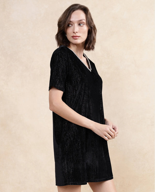 Rareism Women Maslak Black Velvet Regular Sleeves V-Neck Boxy Fit Mini Plain Dress