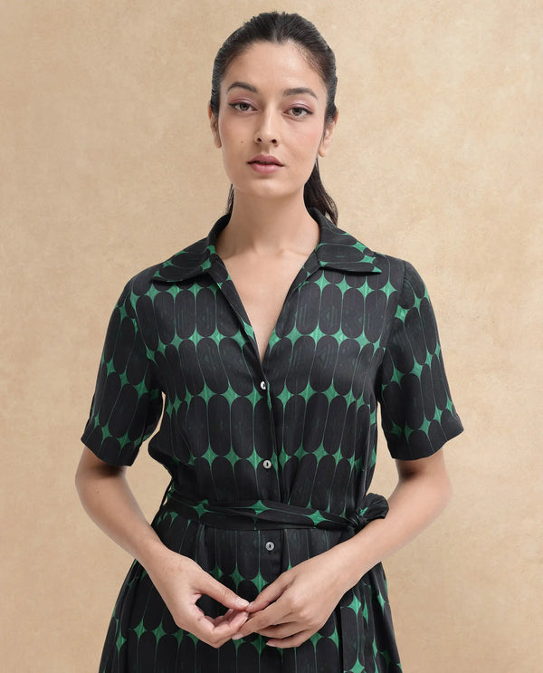 Rareism Women Millington Green Cotton Fabric Short Sleeve Collared Neck Geometric Print Longline Dress