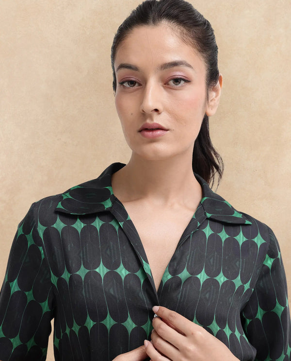 Rareism Women Millington Green Cotton Fabric Short Sleeve Collared Neck Geometric Print Longline Dress