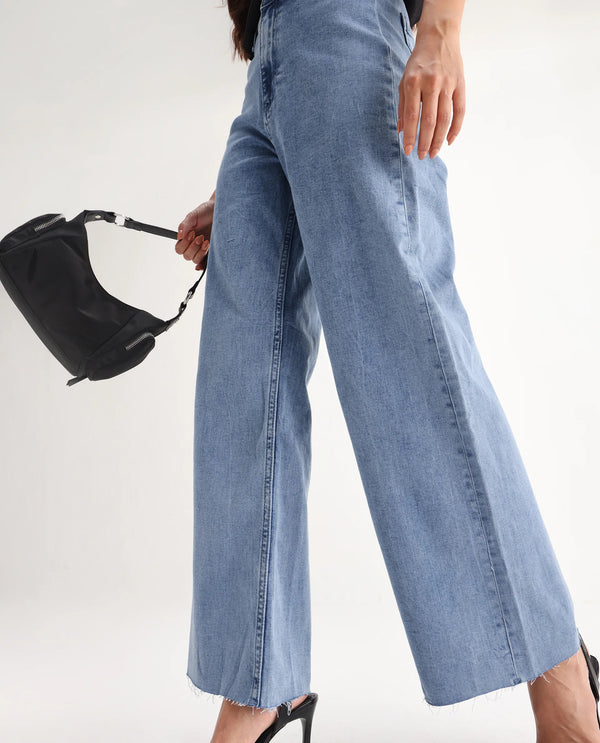 Rareism Women Miniko Light Blue Cotton Elastane Fabric Solid Regular Length Jeans