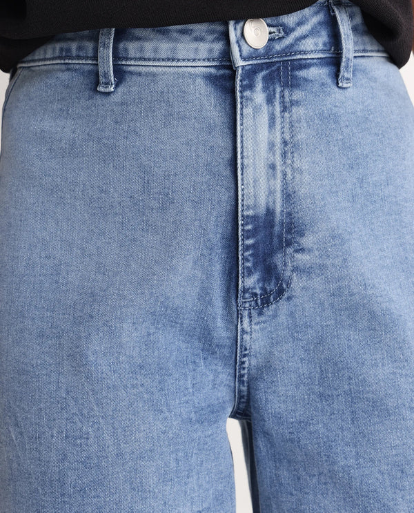 Rareism Women Miniko Light Blue Cotton Elastane Fabric Solid Regular Length Jeans