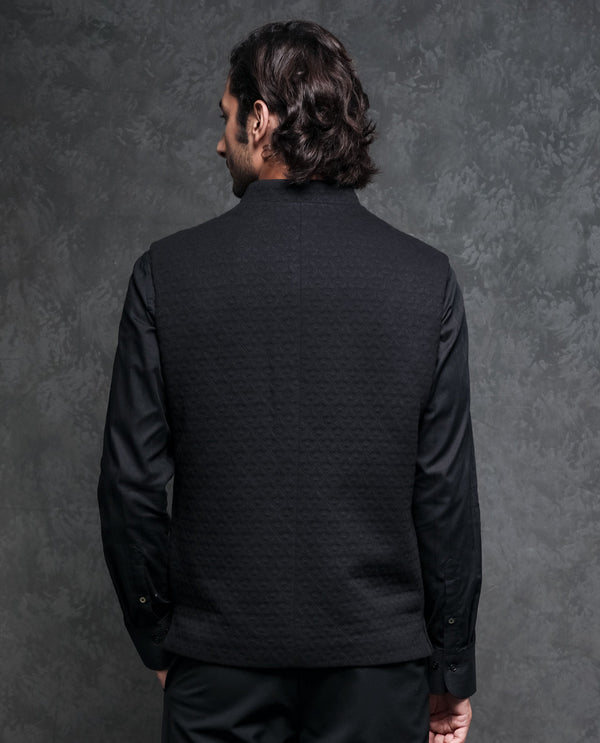 Rare Rabbit Men's Mitzi Black Mandarin Collar Tailored Fit Geometric Jacquard Bandi