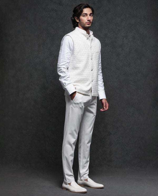 Rare Rabbit Men's Mitzi Off-White Mandarin Collar Tailored Fit Geometric Jacquard Bandi