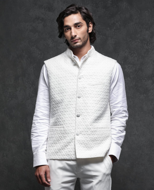 Rare Rabbit Men's Mitzi Off-White Mandarin Collar Tailored Fit Geometric Jacquard Bandi