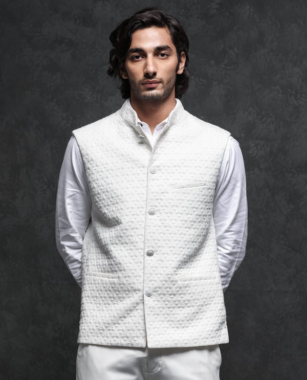 Rare Rabbit Men's Mitzi Off-White Mandarin Collar Tailored Fit Geometric Jacquard Bandi