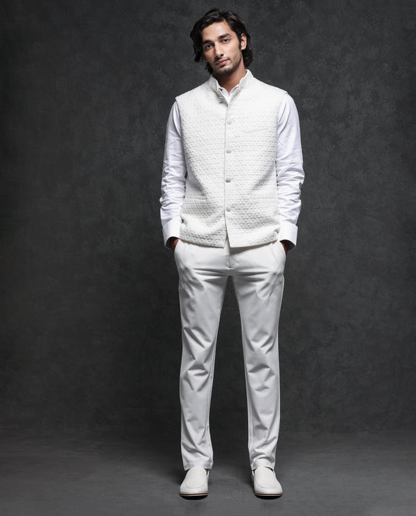 Rare Rabbit Men's Mitzi Off-White Mandarin Collar Tailored Fit Geometric Jacquard Bandi