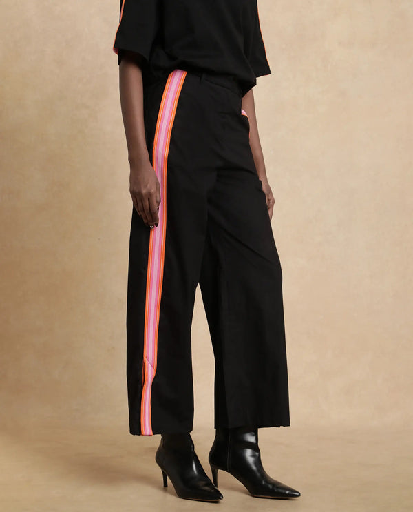 Rareism Women Nonwen-B Black Cotton Fabric Hook Closure Wide Fit Ankle Length Plain Trouser