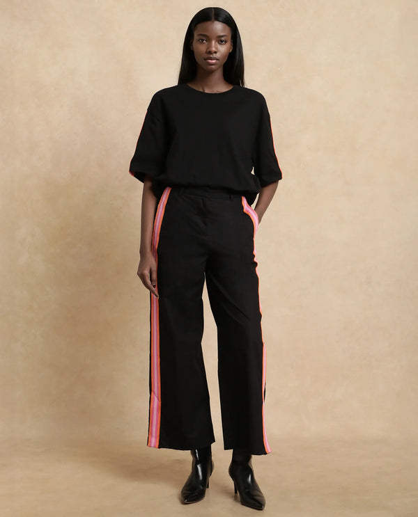 Rareism Women Nonwen-B Black Cotton Fabric Hook Closure Wide Fit Ankle Length Plain Trouser