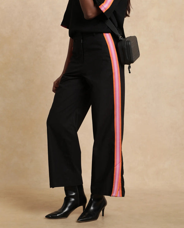 Rareism Women Nonwen-B Black Cotton Fabric Hook Closure Wide Fit Ankle Length Plain Trouser