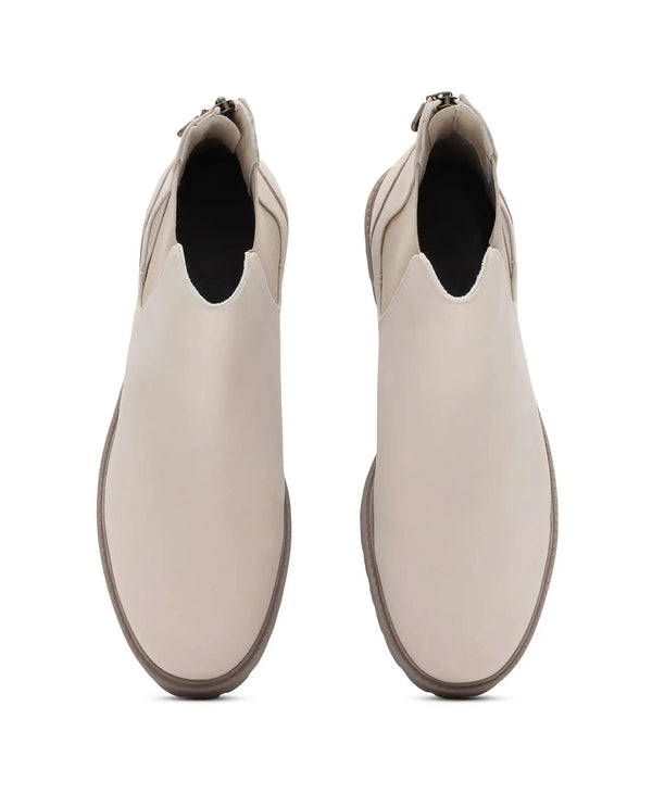 Rare Rabbit Men's Gum Pro Ivory Classic Chelsea Boot