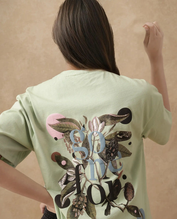 Rareism Women Olaf Pastel Green Cotton Fabric Short Sleeve Crew Neck Solid T-Shirt