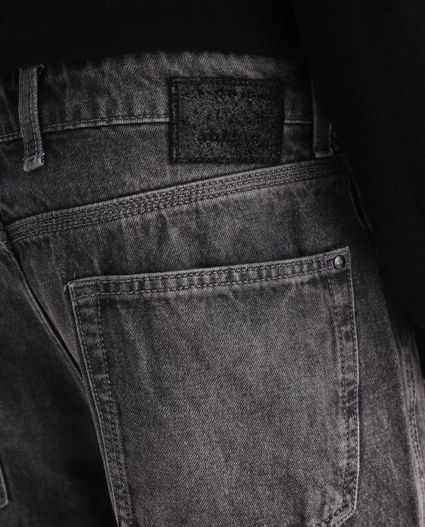 Rare Rabbit Men Oleg Dark Grey Cotton Fabric Mid Wash Cut and Sew Regular Fit Plain Denim Pant
