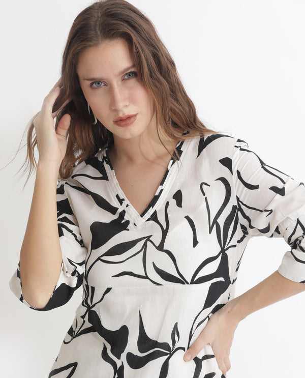Rareism Women Oreink Off White Abstract Printed V Neck 3/4 Sleeves Asymmetric Hem Mini Dress