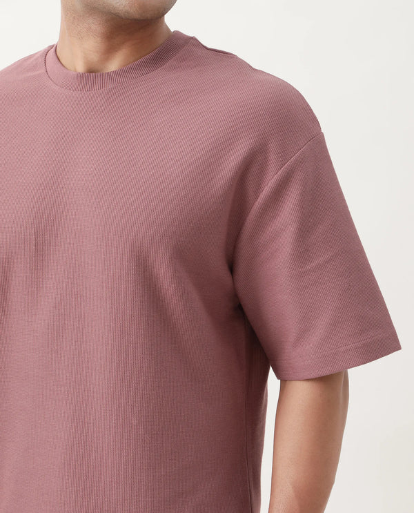 Rare Rabbit Men Oxot Dusky Pink Cotton Fabric Short Sleeve Crew Neck Embroidered T-Shirt