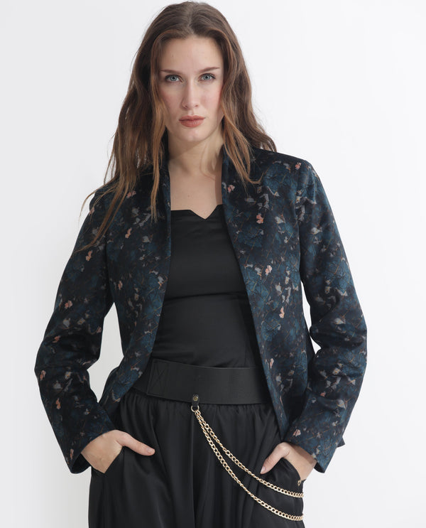 Rareism Women Pesko Navy Velvet Full Sleeves Print Collarless Shrug